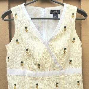 346 Brooks Bros Dress 4 Seersucker Embroidery Pineapple Preppy Classic Whimsical